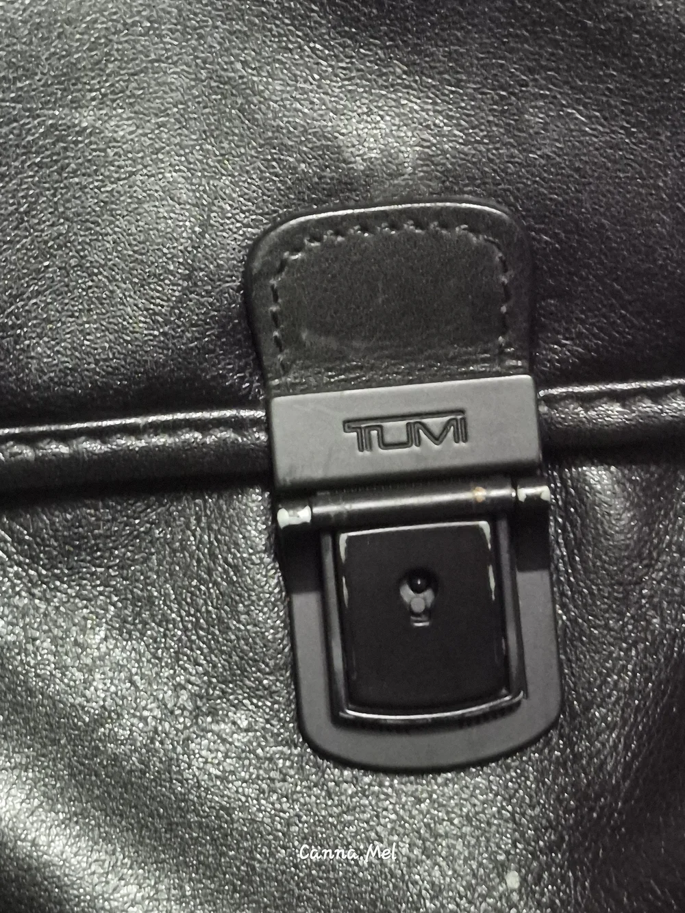 TUMI Black Leather Laptop Briefcase - Professional Messenger Bag